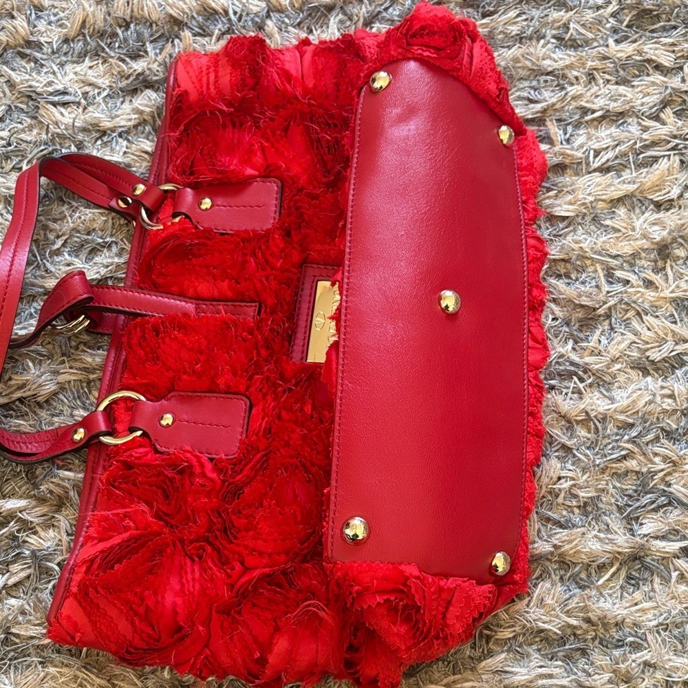 Valentino Red Floral Textured Tote, Gold Hardware - Picture 12 of 14